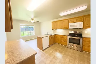 1202 E Wallace Street, Llano, TX 78643 - Photo 8