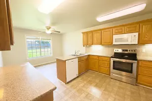 1202 E Wallace St, Llano, TX 78643 - Photo 8