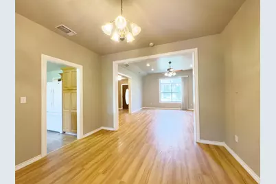 1202 E Wallace Street, Llano, TX 78643 - Photo 6