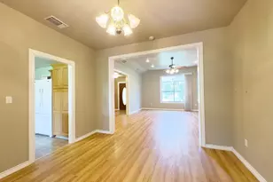 1202 E Wallace St, Llano, TX 78643 - Photo 6