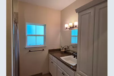 1102 F Avenue, Marble Falls, TX 78654 - Photo 14