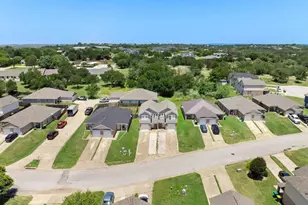 709 Claremont Pkwy, Marble Falls, TX 78654 - Photo 2