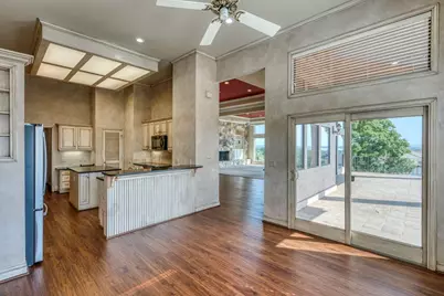 131 Florentine, Horseshoe Bay, TX 78657 - Photo 12