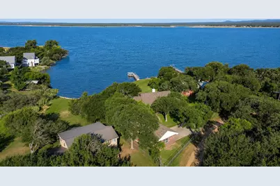 220 W Lakecrest, Bluffton, TX 78607 - Photo 28