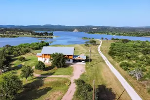 421 Chimney Cove Dr, Marble Falls, TX 78654 - Photo 1