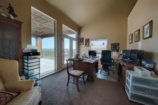 421 Chimney Cove Dr, Marble Falls, TX 78654 - Photo 18