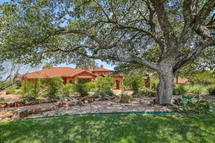 405 The Trails Pkwy, Horseshoe Bay, TX 78657 - Photo 2