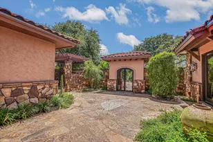405 The Trails Pkwy, Horseshoe Bay, TX 78657 - Photo 4