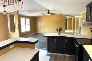 2205 5th St, Horseshoe Bay, TX 78657 - Photo 10