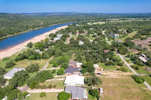 4047 River Oaks Dr, Kingsland, TX 78639 - Photo 28