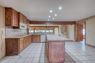 4047 River Oaks Dr, Kingsland, TX 78639 - Photo 14