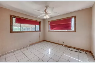 4047 River Oaks Drive, Kingsland, TX 78639 - Photo 20