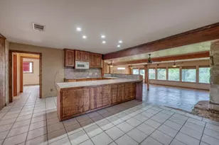 4047 River Oaks Dr, Kingsland, TX 78639 - Photo 12