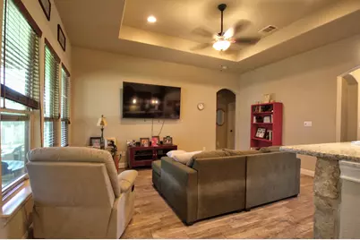 710 Panorama, Buchanan Dam, TX 78609 - Photo 6