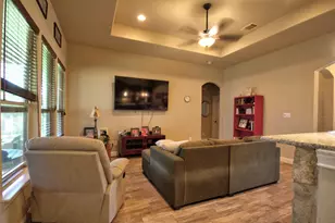 710 Panorama, Buchanan Dam, TX 78609 - Photo 6