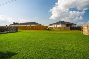212 Cailin Ct, Burnet, TX 78611 - Photo 26