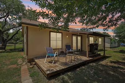 611 Magnolia Ln, Cottonwood Shores, TX 78657 - Photo 2