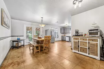 611 Magnolia Ln, Cottonwood Shores, TX 78657 - Photo 22