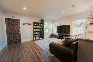 121 Margot Ln, Spicewood, TX 78669 - Photo 6
