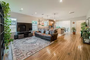 121 Margot Ln, Spicewood, TX 78669 - Photo 4