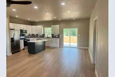 2202 Shawnee Drive, Kingsland, TX 78639 - Photo 2