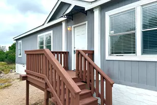 2203 25th St, Horseshoe Bay, TX 78657 - Photo 4