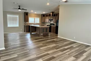 2203 25th St, Horseshoe Bay, TX 78657 - Photo 6
