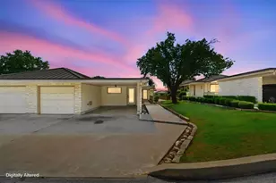 1406 Broken Hills, Horseshoe Bay, TX 78657 - Photo 2