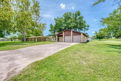 203 Mesquite Drive, Kingsland, TX 78639 - Photo 2
