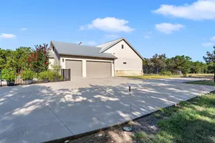 2140 Carpenter Loop, Burnet, TX 78611 - Photo 40