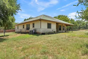 145 Chaumont St, Kingsland, TX 78639 - Photo 30