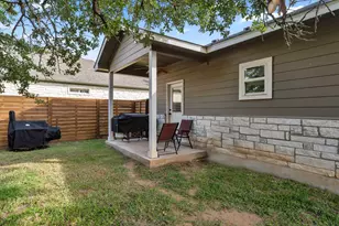 102 Fox Cir, Burnet, TX 78611 - Photo 20