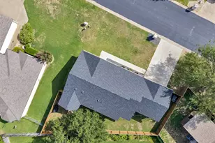 102 Fox Cir, Burnet, TX 78611 - Photo 30
