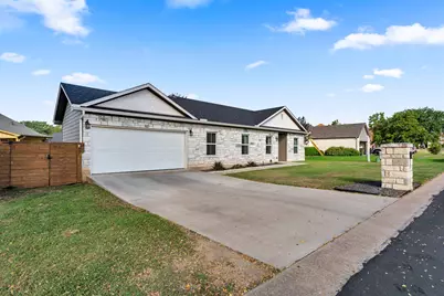102 Fox Cir, Burnet, TX 78611 - Photo 22