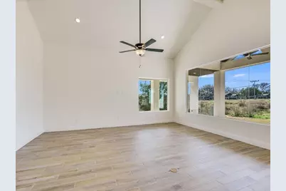 717 Indian Paint, Horseshoe Bay, TX 78657 - Photo 14