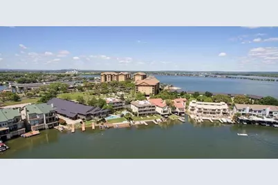 104 Cove East, Horseshoe Bay, TX 78657 - Photo 4