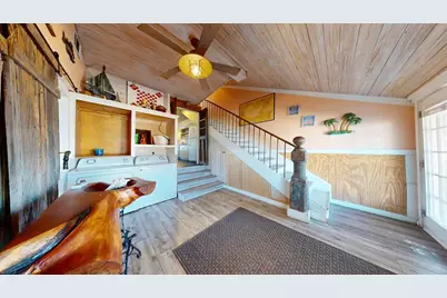131 W White Avenue, Out of Area, TX 78373 - Photo 18