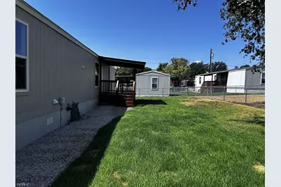 109 E Briar Drive, Granite Shoals, TX 78654 - Photo 2