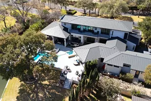 101 Harbor Light Blvd, Horseshoe Bay, TX 78657 - Photo 2