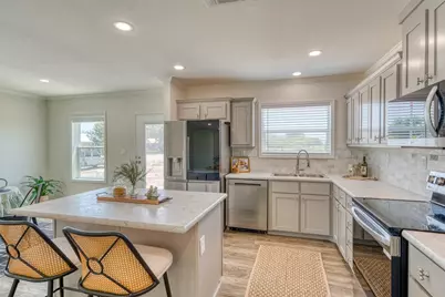 1200 E Green Street, Llano, TX 78643 - Photo 12