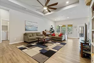 306 Songwood Dr, Spicewood, TX 78669 - Photo 4