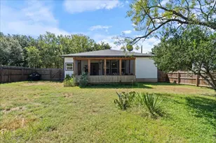 306 Songwood Dr, Spicewood, TX 78669 - Photo 10