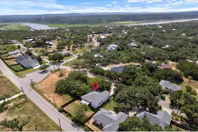 306 Songwood Drive, Spicewood, TX 78669 - Photo 16