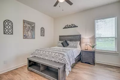 302 Parallel Circle, Horseshoe Bay, TX 78657 - Photo 18