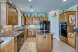 105-D Lachite, Horseshoe Bay, TX 78657 - Photo 8