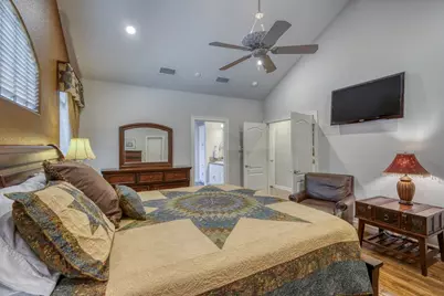 105-D Lachite, Horseshoe Bay, TX 78657 - Photo 14