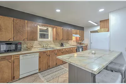 5304 Bedford Street, Kingsland, TX 78639 - Photo 8