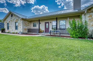 809 Skyline Dr, Kingsland, TX 78639 - Photo 2