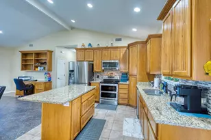809 Skyline Dr, Kingsland, TX 78639 - Photo 10