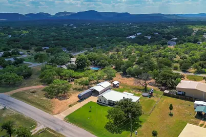 809 Skyline Drive, Kingsland, TX 78639 - Photo 36